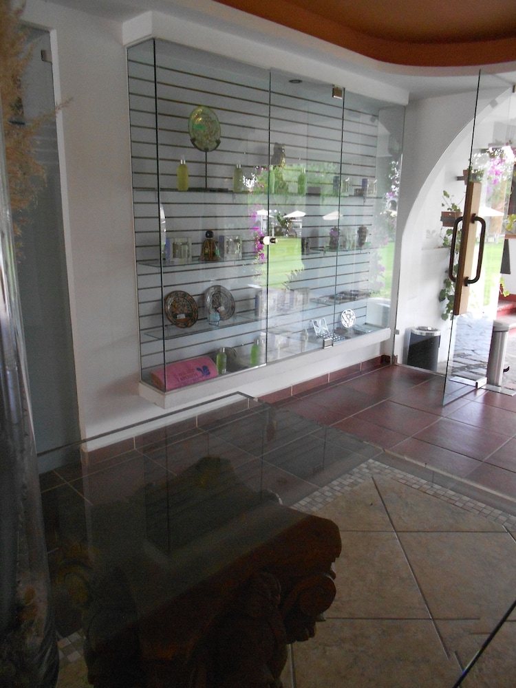 Gift shop
