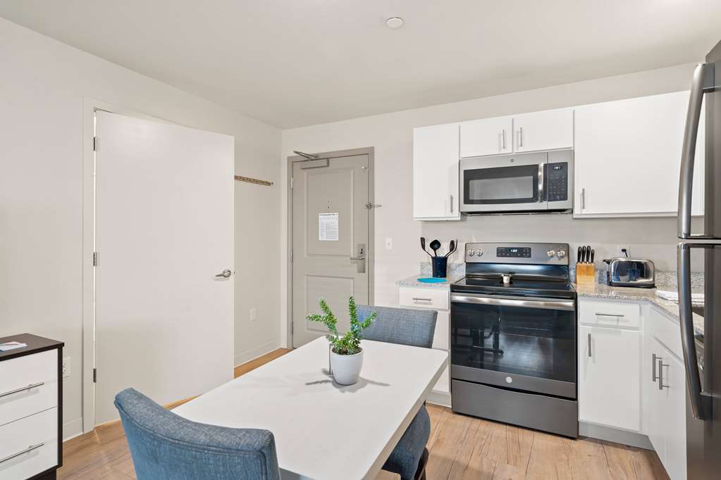 WaterWalk Extended Stay by Wyndham Kansas City Overland Pk - photo 60