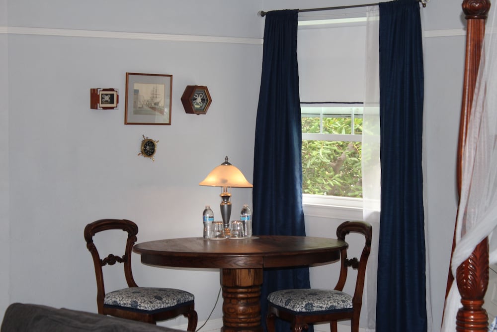 Pelican Cove Inn - photo 16