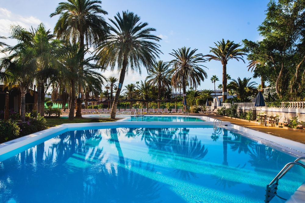 HL Miraflor Suites Hotel — Playa Del Ingles — photo 2