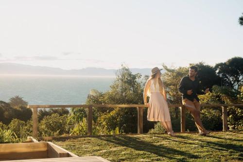 Drift Off Grid - carbon neutral hotel in Unknown City