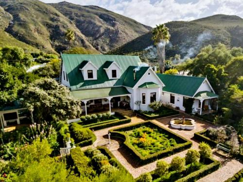 Grey Rabbit Cottage — 4-Star Luxury Hotel in Montagu, South Africa