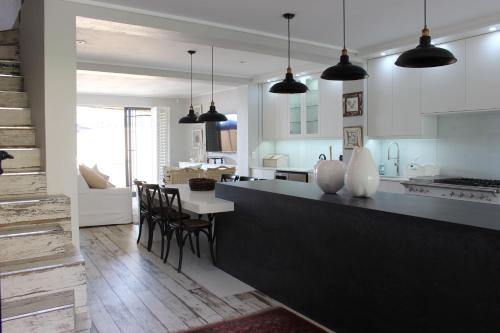 Beachfront Terrace 1 Hout Bay Cape Town