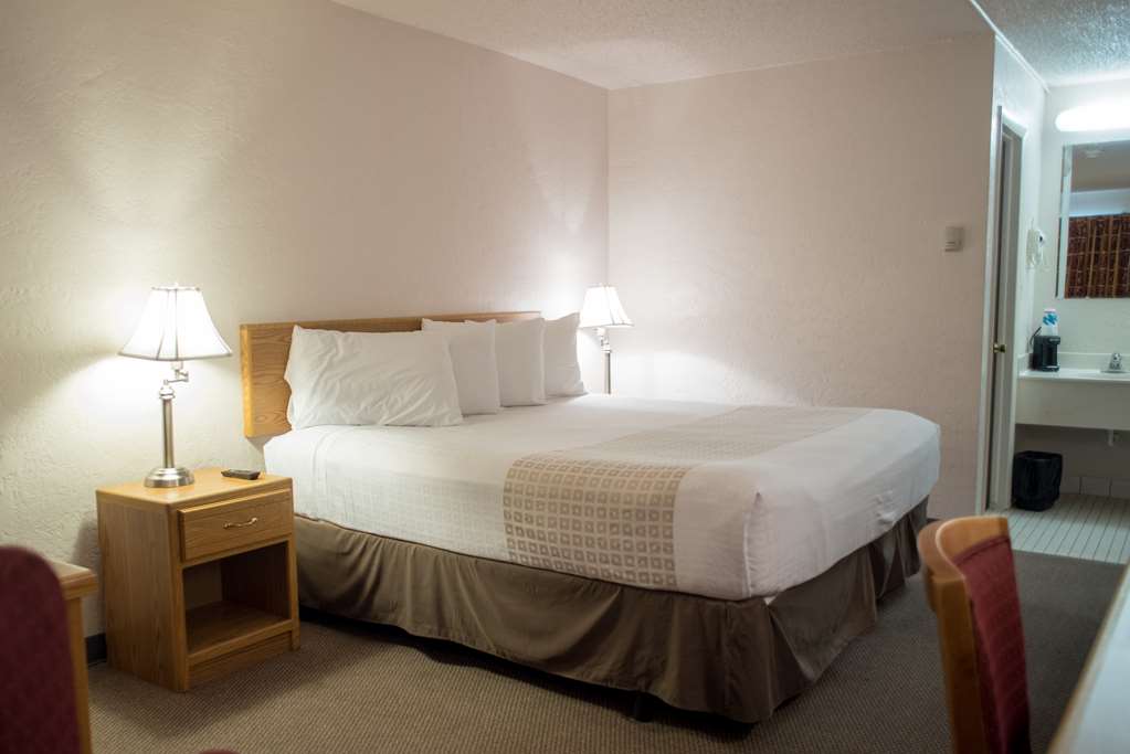 Motel 8 Rock Springs - photo 3