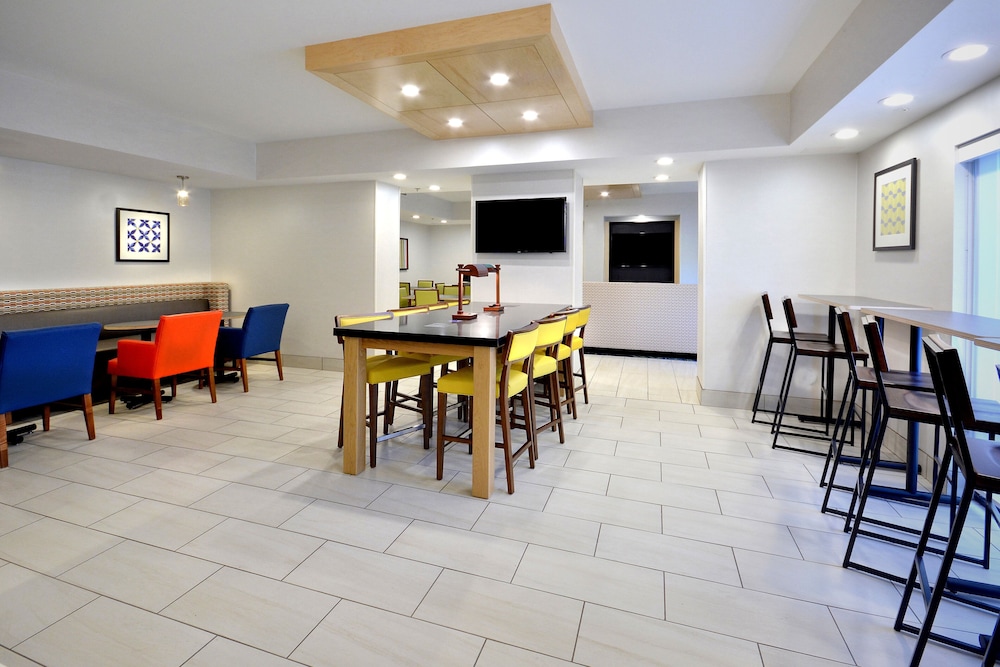 Holiday Inn Express Durham by IHG - photo 33