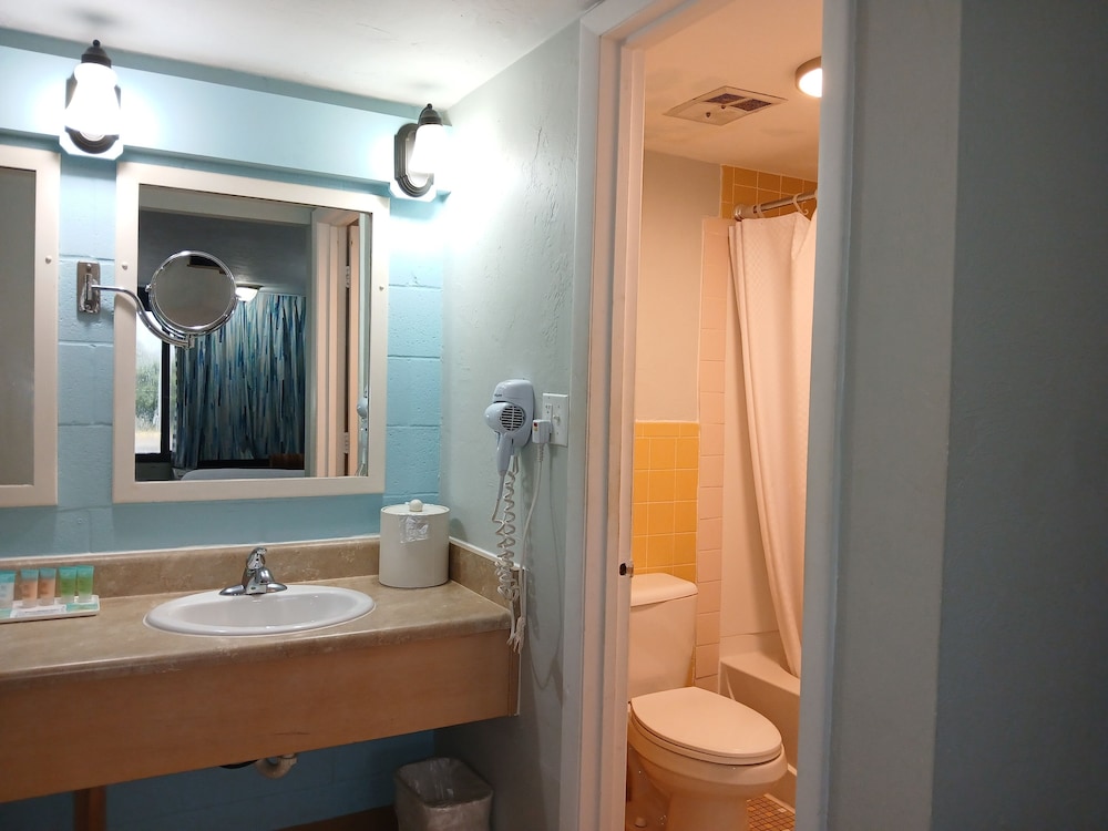 Buccaneer Inn - photo 81