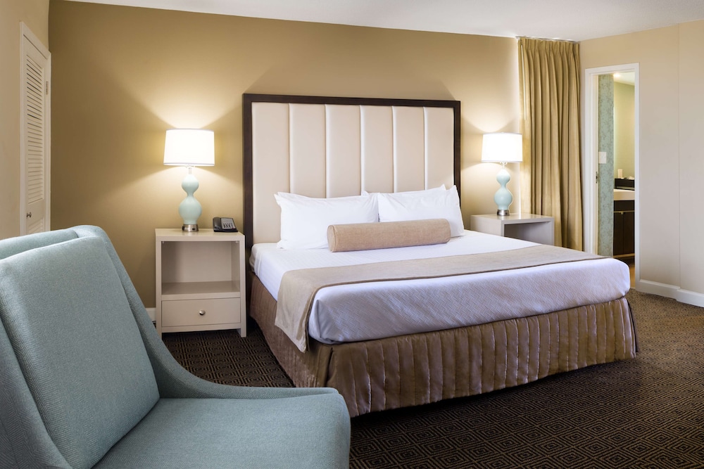 DoubleTree by Hilton Hotel Jacksonville Riverfront - photo 15