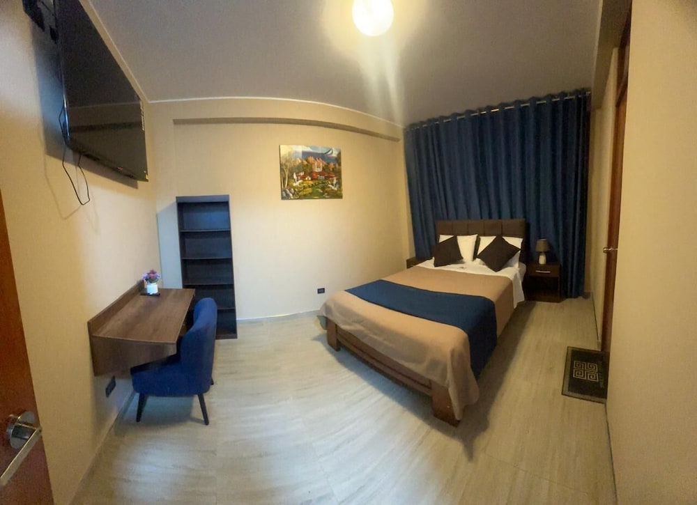 Gran Hotel — hotel in Yungay