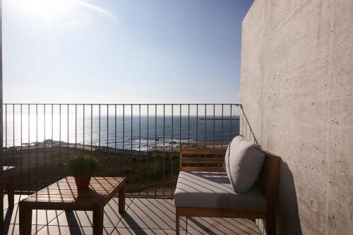 Porto Sunset suite — 4-Star Luxury Hotel in Vila Nova De Gaia, Portugal