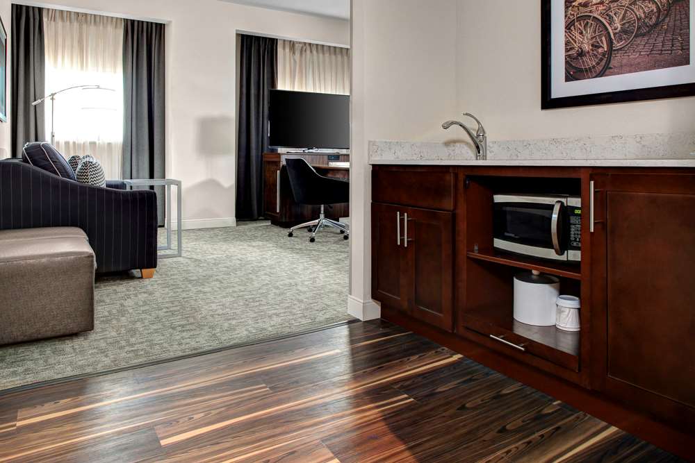 Hampton Inn & Suites Richmond Downtown - photo 21