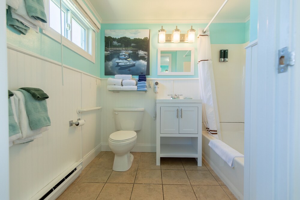 Footbridge Beach Motel - photo 138