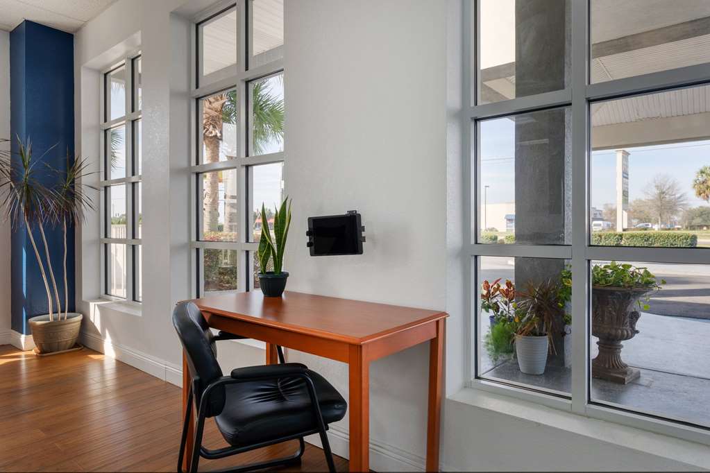 Baymont by Wyndham Marianna - photo 28