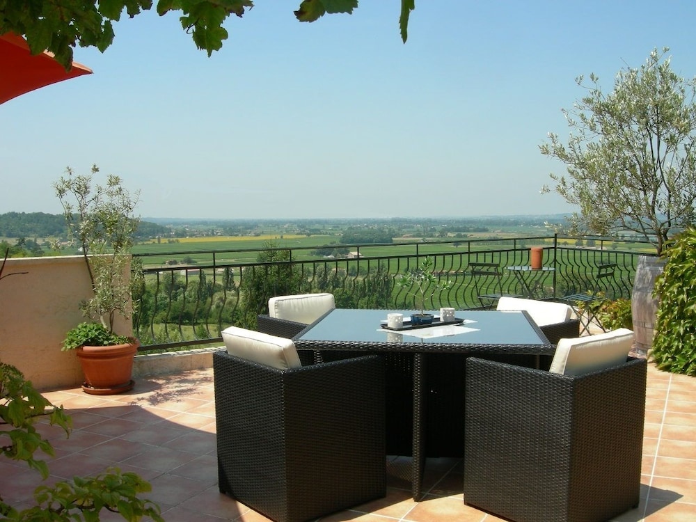 Les Gués Rivières in Pujols, France