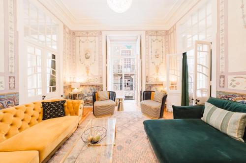 Luxury 4BR Steps from Praça do Comércio — 4-Star Luxury Hotel in Lisbon, Portugal