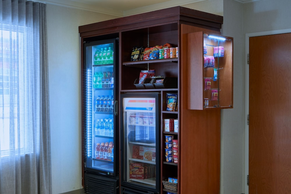 Fairfield Inn and Suites by Marriott San Bernardino - photo 20