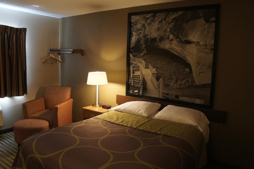 Super 8 by Wyndham Fremont NE - photo 11