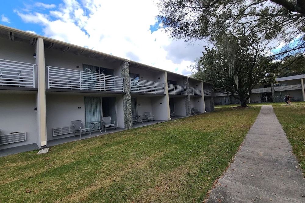 Studio6 Ocala FL - carbon neutral hotel in Ocala