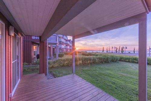 Gartendeck 431 — 4-Star Luxury Hotel in Rechlin, Germany