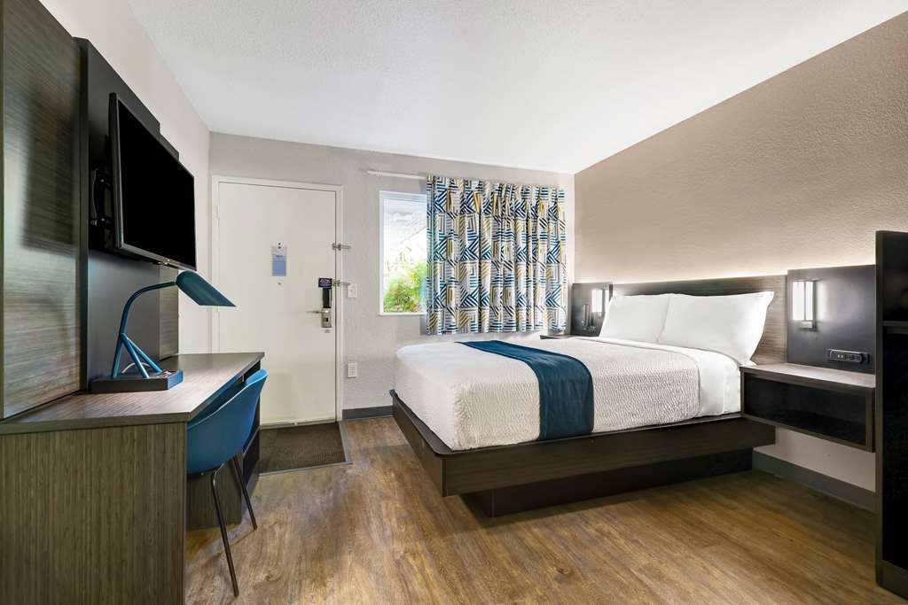Motel 6 Issaquah WA Seattle East - photo 8