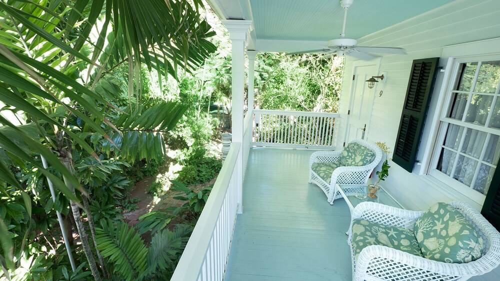 The Gardens Hotel - photo 22