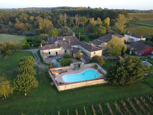Refuge de Perreau - carbon neutral hotel in Unknown City