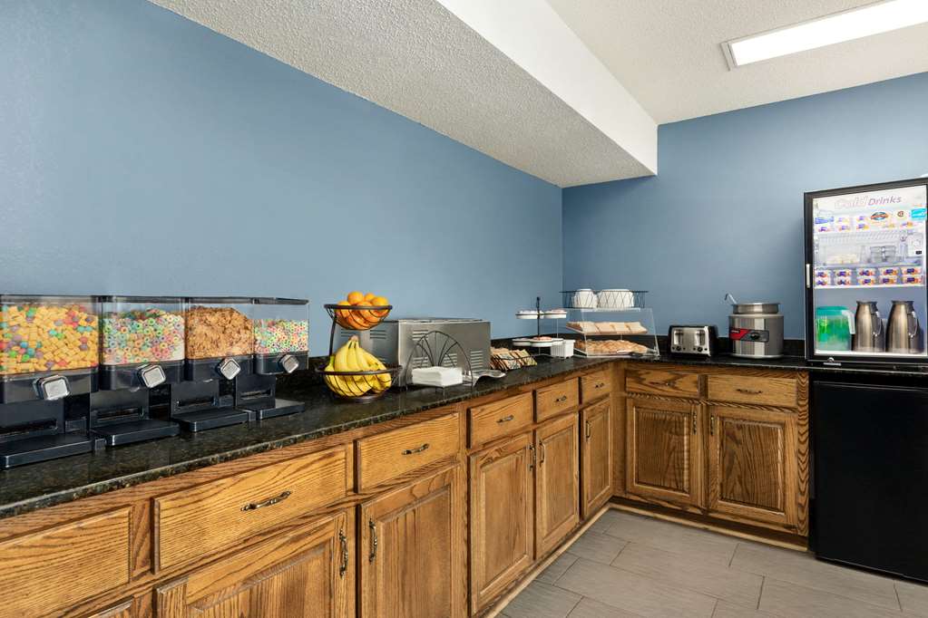 Baymont by Wyndham Warner Robins - photo 39