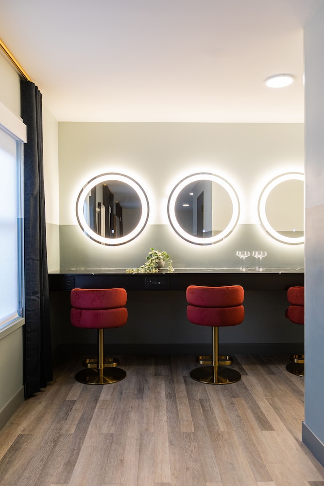 voco The Darwin Atlanta Midtown by IHG - photo 7