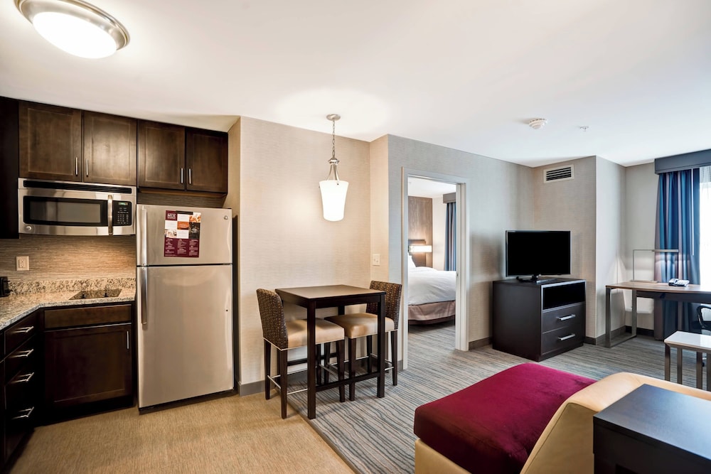 Residence Inn Hamilton - photo 11