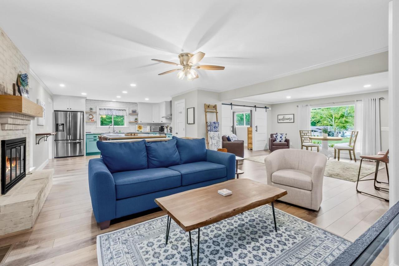 Wichita Landing in Rogers, United States