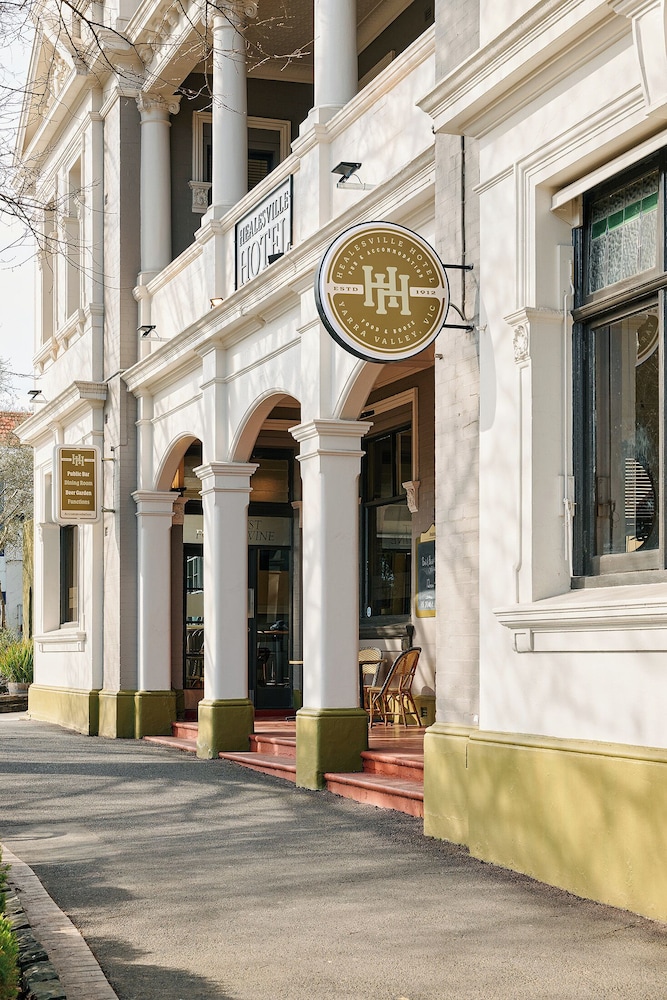 Healesville Hotel — hotel in Healesville