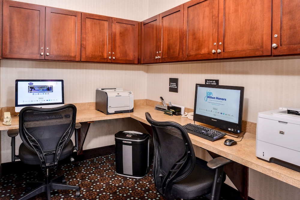 Hampton Inn & Suites Plymouth - photo 69