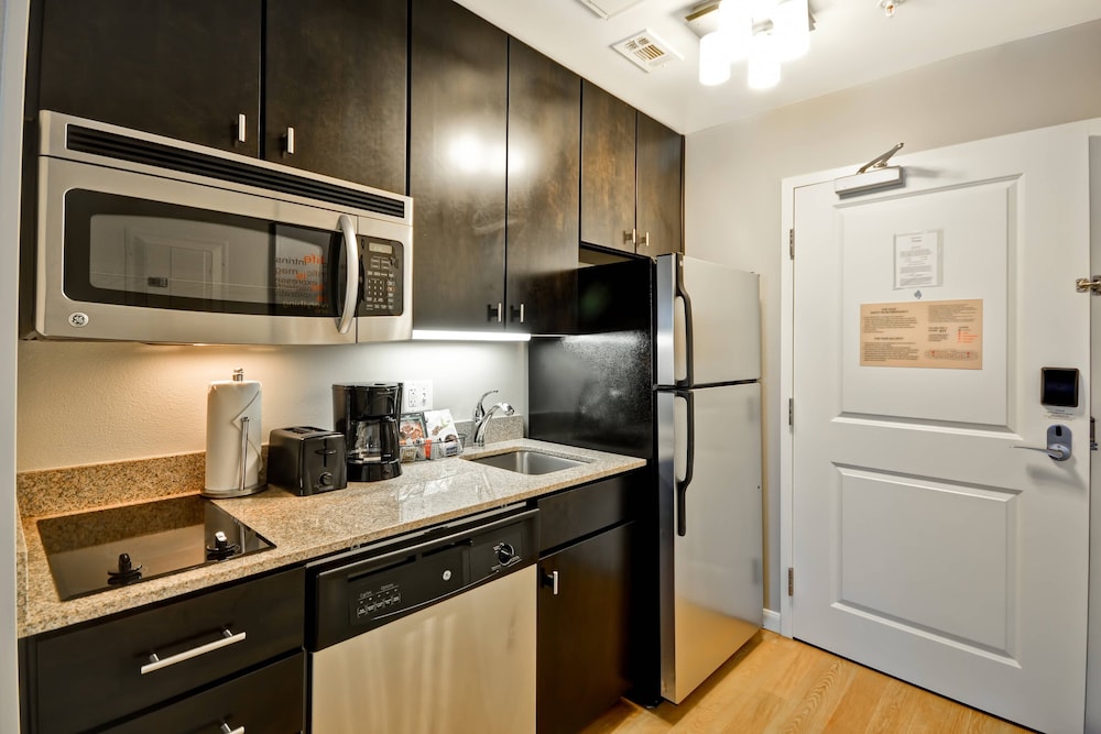 TownePlace Suites by Marriott Dallas Lewisville - photo 11