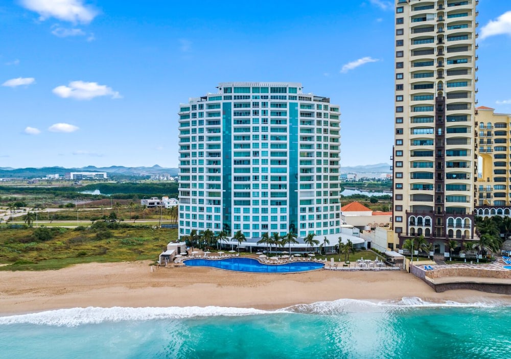 Park Royal Mazatlan managed by Accor