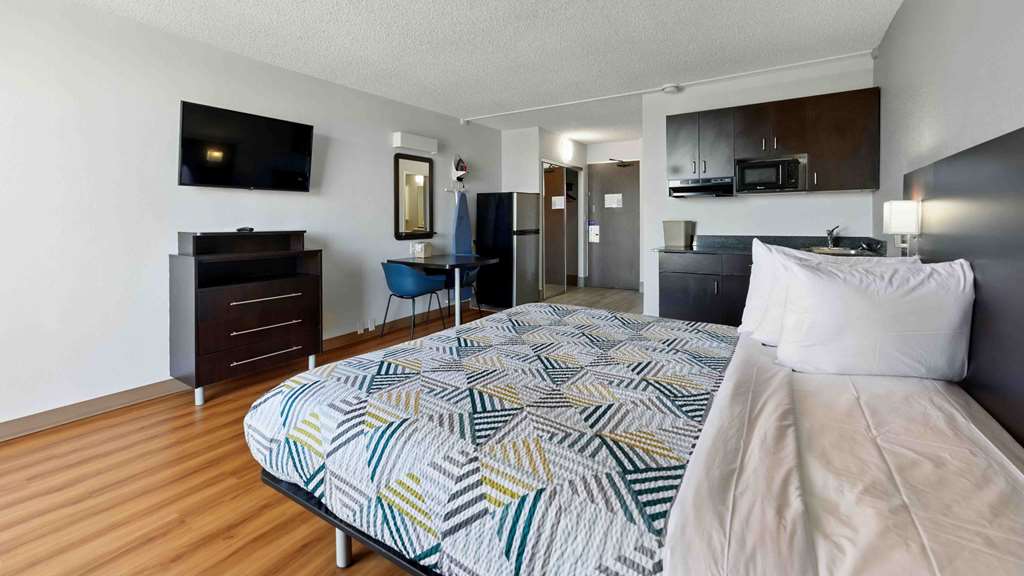 Motel 6 Atlanta GA Atlanta Airport - photo 17