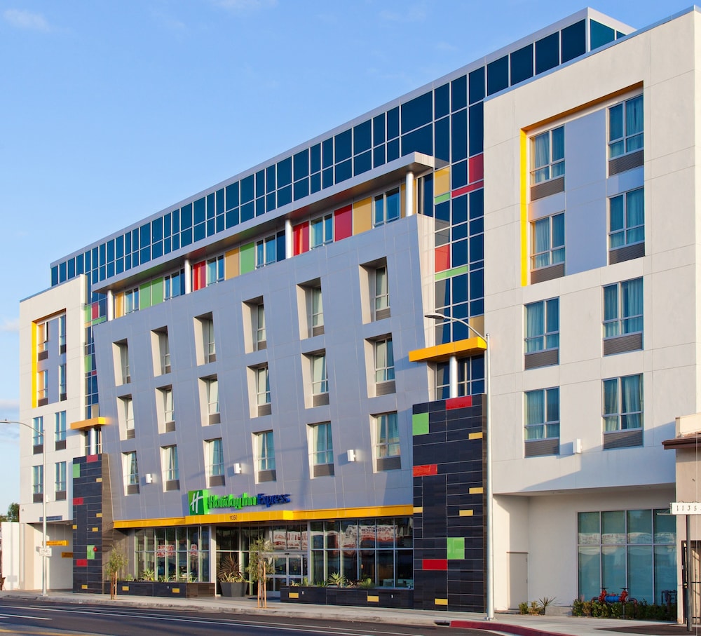 Holiday Inn Express North Hollywood Burbank Area in North Hollywood, United States