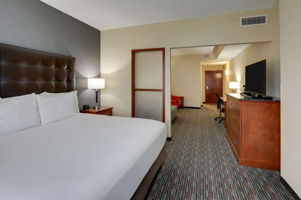 Drury Inn & Suites Charlotte Arrowood - photo 27