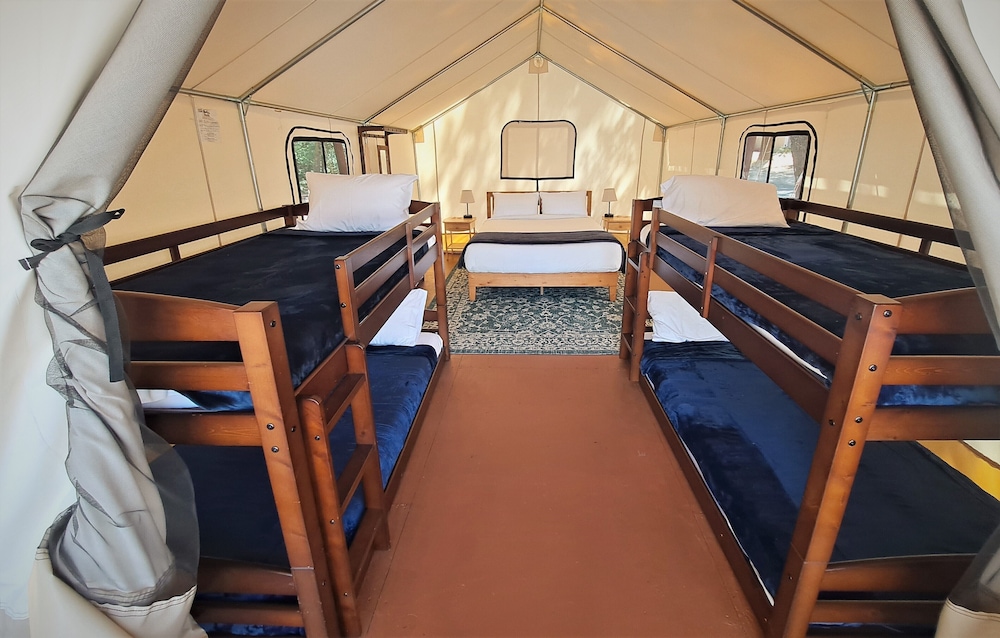 Wildhaven Yosemite Glamping - photo 16
