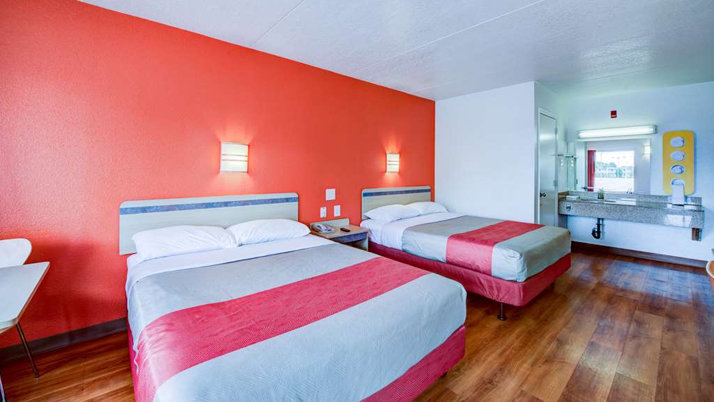 Motel 6 Norfolk VA - photo 15