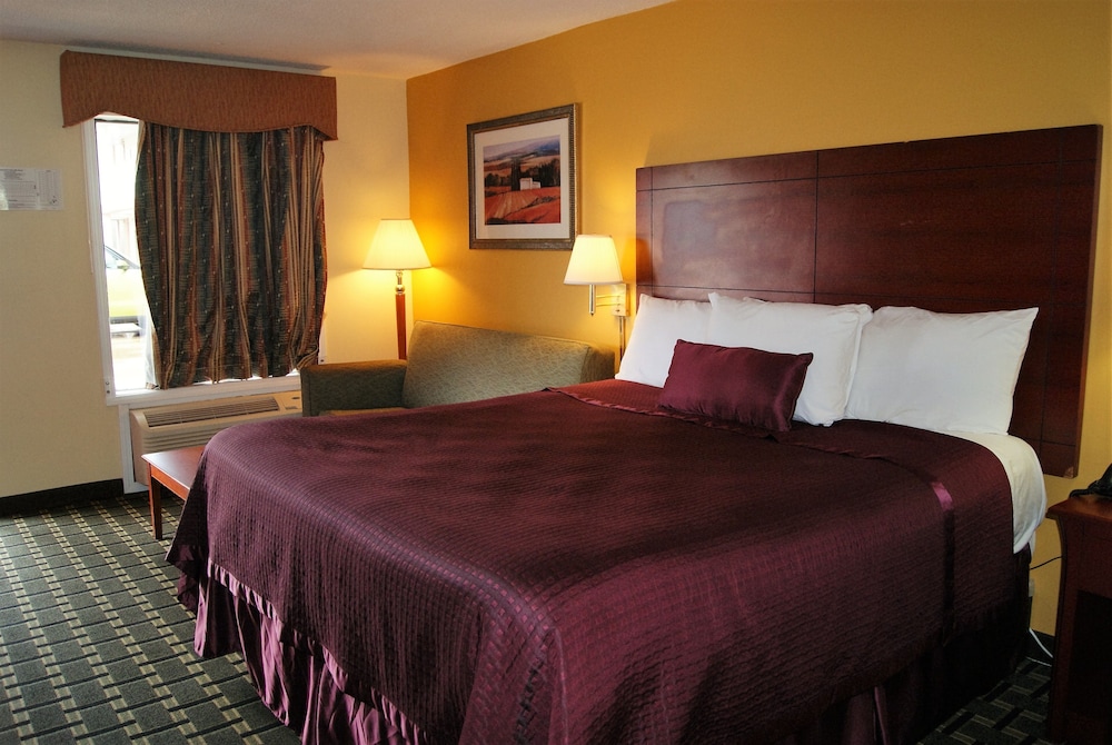 Red Carpet Inn - photo 13