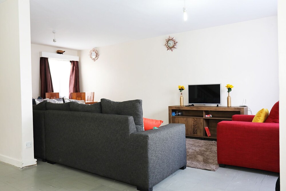 Kattaa's Quiet & Cozy Home near JKIA