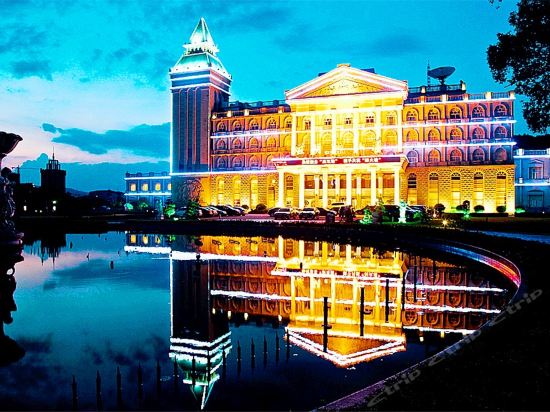 Cihu Villa — 5-Star Luxury Hotel in Huangshi, People's Republic of China