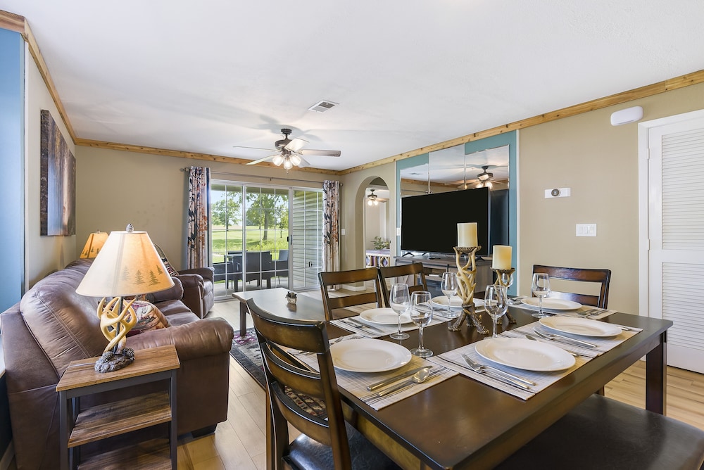 The Golf Lodge — 4-Star Luxury Hotel in Branson, United States