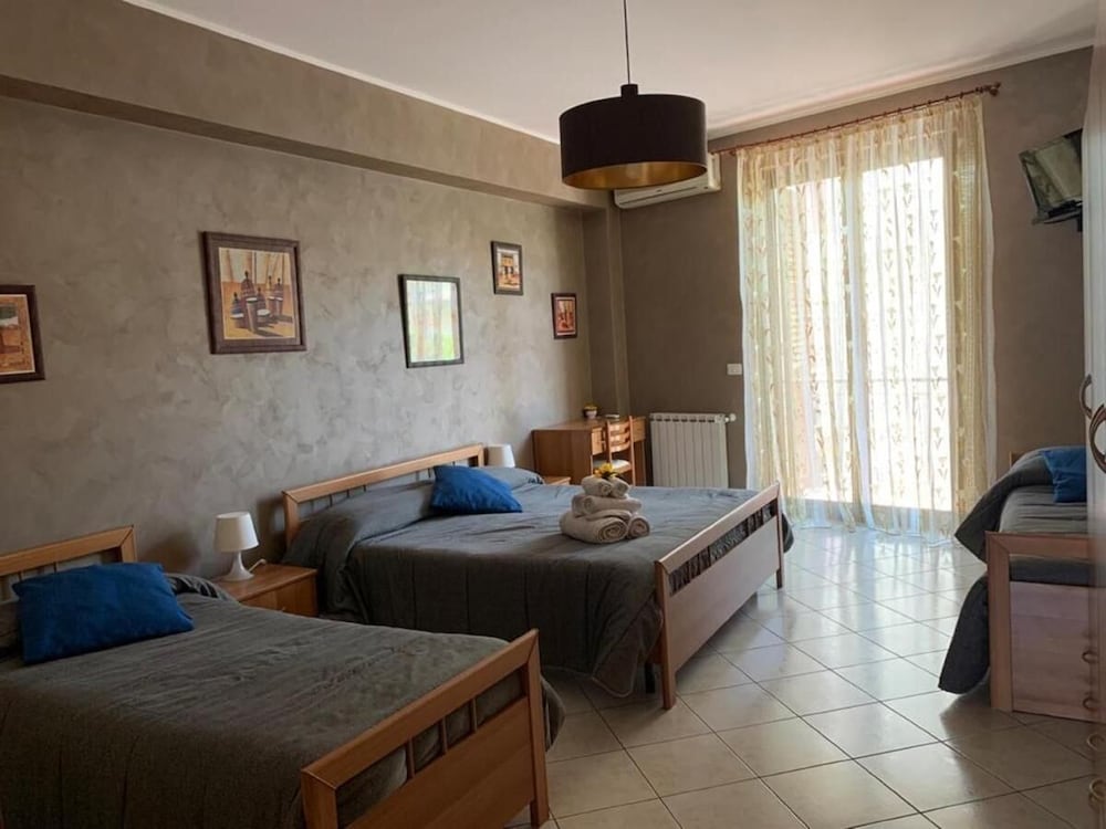 Casabella — hotel in Riposto