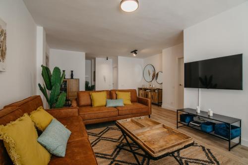 tuGuest Pedro Antonio II Apartment — 4-Star Luxury Hotel in Granada, Spain