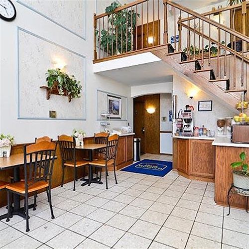 Lancaster Welcome Inn - photo 4