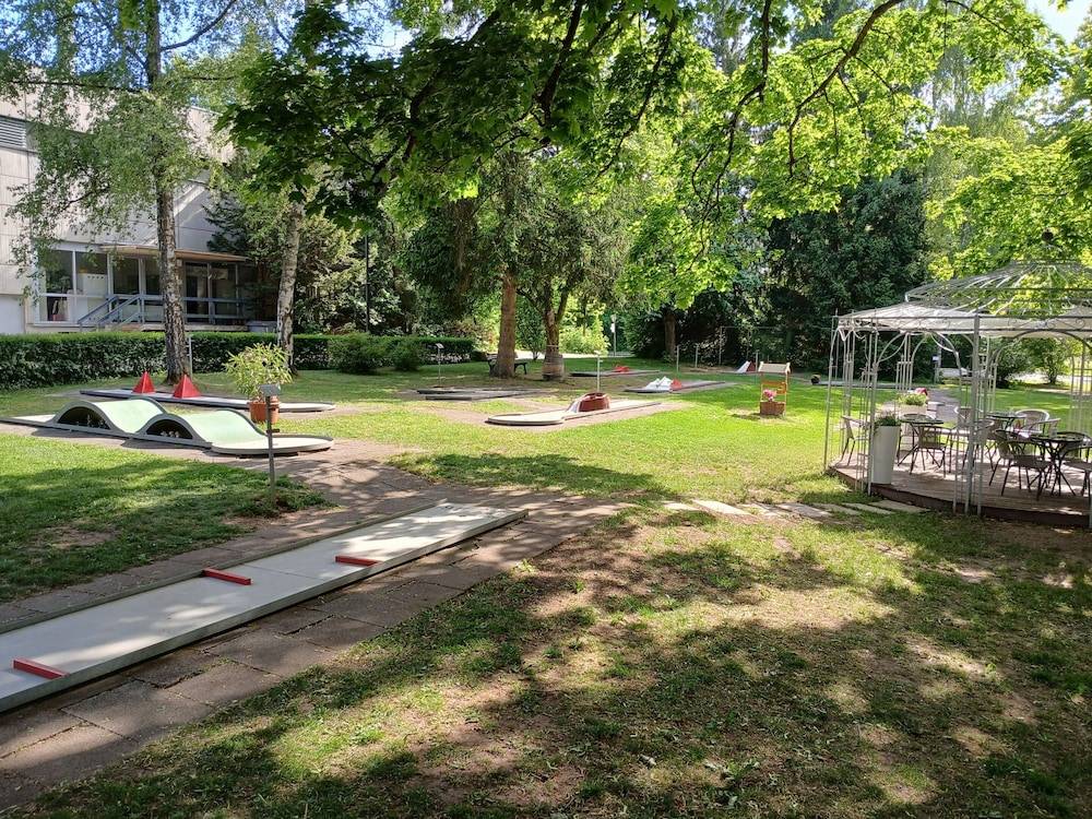 Children's play area - outdoor