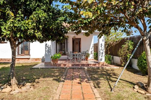 Cortijo Villa La Dehesa — 4-Star Luxury Hotel in Conil De La Frontera, Spain