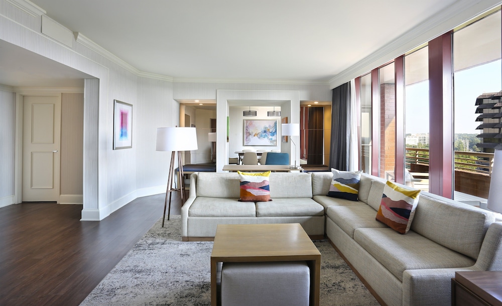 Crowne Plaza Atlanta Perimeter at Ravinia by IHG - photo 24