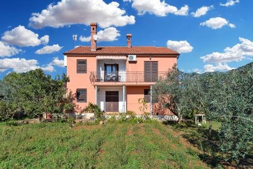 Apartments with parking space Galizana Fazana 19608 — 4-Star Luxury Hotel in Galizana, Croatia
