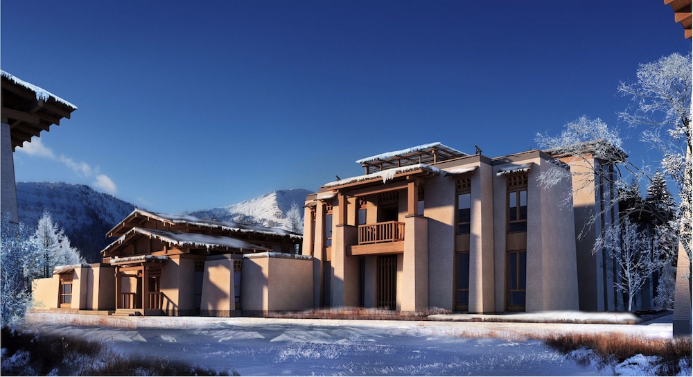 Feifan Hotel - carbon neutral hotel in Shengping